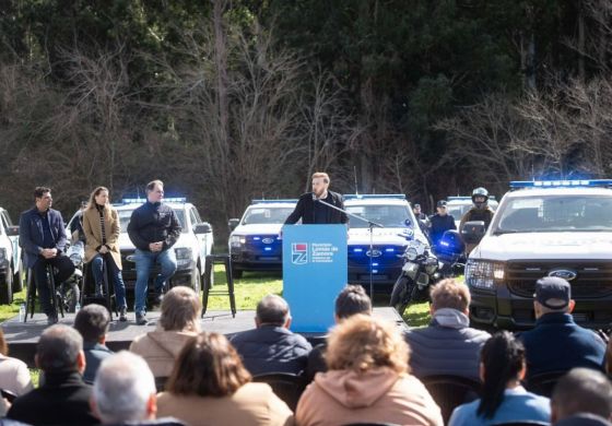 Nuevos patrulleros y motos para reforzar la seguridad en Lomas de Zamora