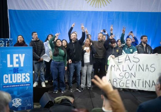 Otermín y Granados presentaron el Proyecto de Ley de Clubes: &ldquo;Los clubes de barrio no se venden, se defienden&rdquo;