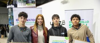 Magdalena Sierra entregó de 3800 netbooks a estudiantes secundarios en el Programa Avellaneda Conectada 