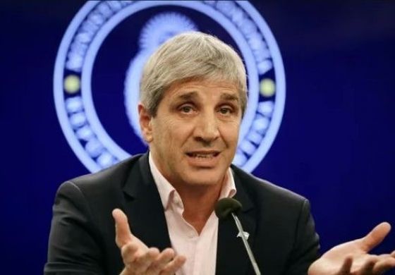Luis Caputo con las horas contadas