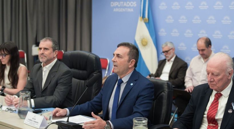 Presupuesto 2027: El gobierno asegura que no bajó el empleo y que la gente no quiere trabajar en blanco